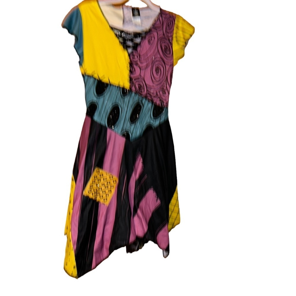 THE Nightmare Before Christmas Sally Costume Dress women size 4 6 Small w/ wig